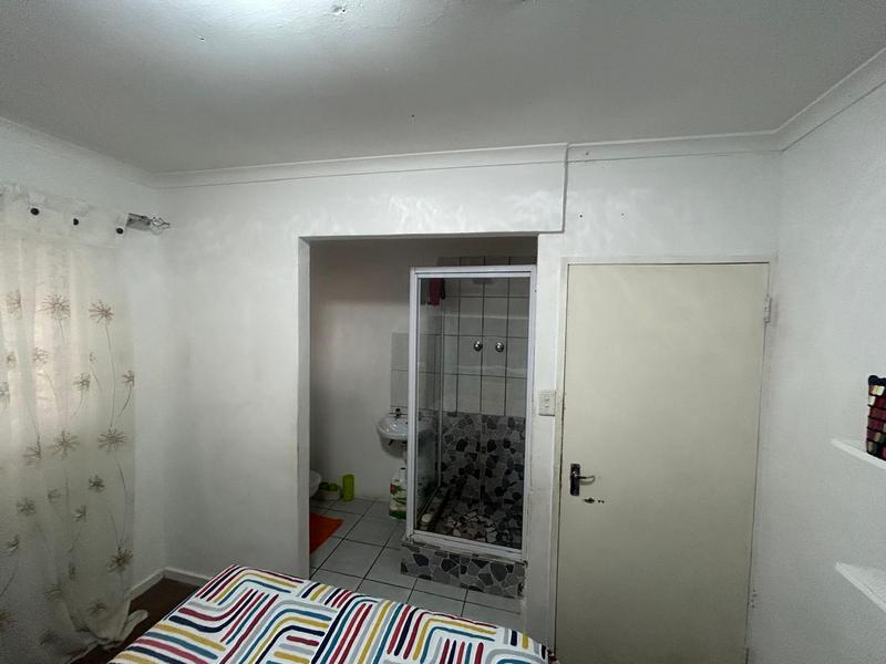 5 Bedroom Property for Sale in Malibu Village Western Cape